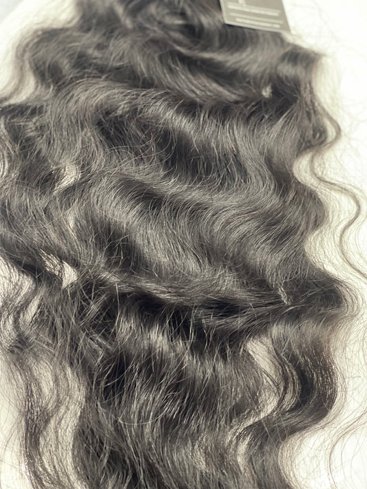 Tape ins Raw Vietnamese Extensions **Requires 7-21 business days for processing **